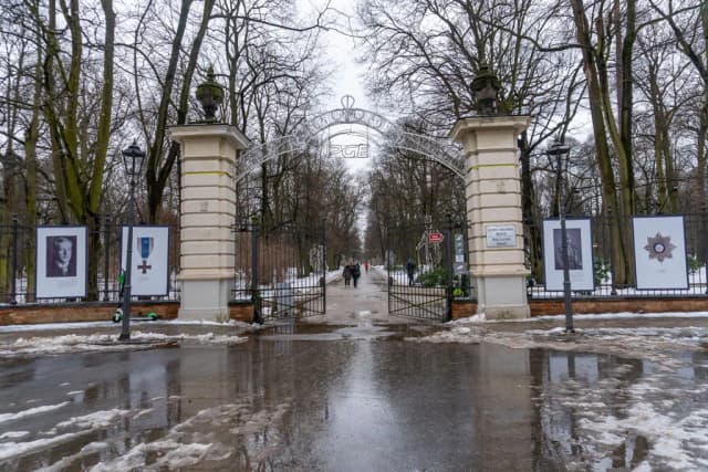Jak dojechać do Łazienek Królewskich w Warszawie bez stresu? Jak dojechać do Łazienek Królewskich w Warszawie bez stresu?