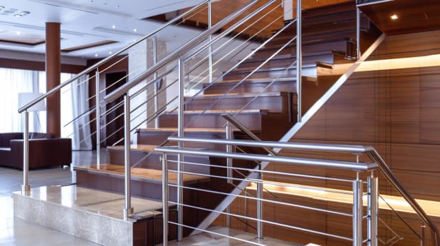 Jakie balustrady metalowe wewnętrzne wybrać do domu, by były trwałe i stylowe? Jakie balustrady metalowe wewnętrzne wybrać do domu, by były trwałe i stylowe?